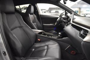 Toyota C-HR bild 13
