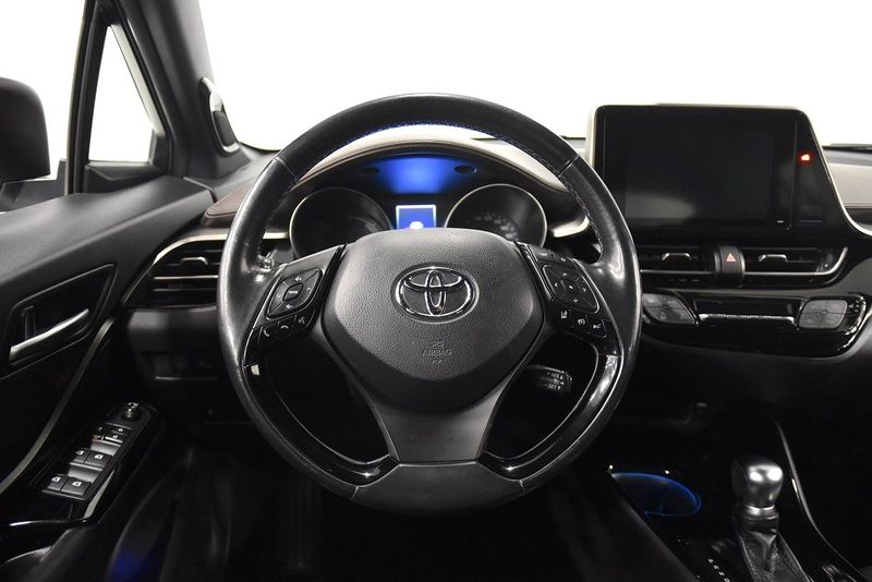 Toyota C-HR bild 2