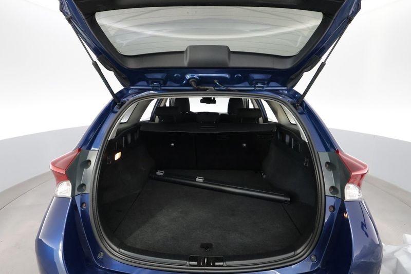 Toyota Auris bild 24