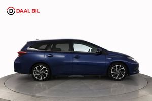 Toyota Auris bild 5