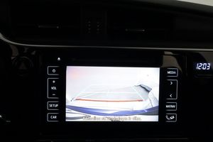 Toyota Auris bild 19