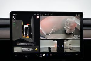 Tesla Model Y bild 21