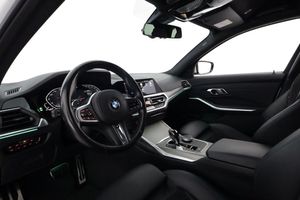 BMW 330 bild 11