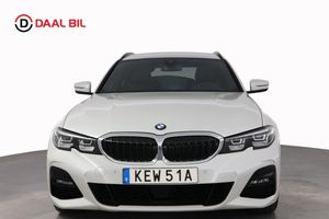 BMW 330 bild 2