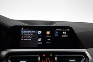 BMW 330 bild 19