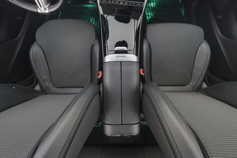 Mercedes C300 bild 14