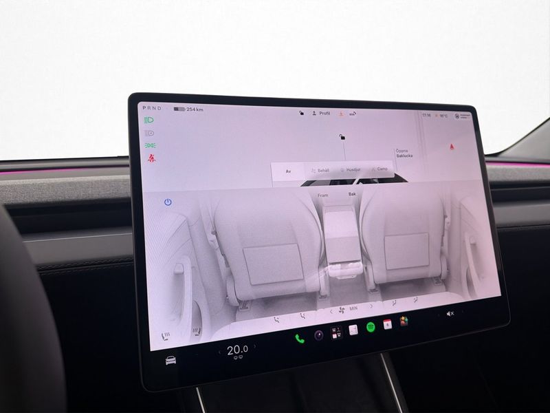 Tesla Model Y bild 21