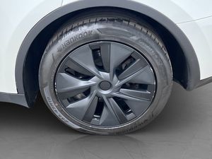 Tesla Model Y bild 31