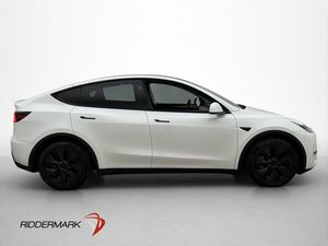 Tesla Model Y bild 8