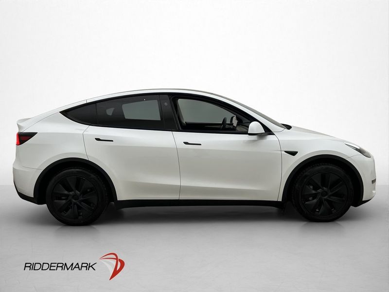 Tesla Model Y bild 8