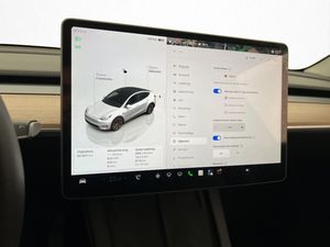 Tesla Model Y bild 22