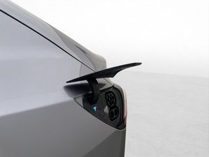 Tesla Model Y bild 11