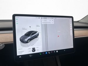 Tesla Model Y bild 15