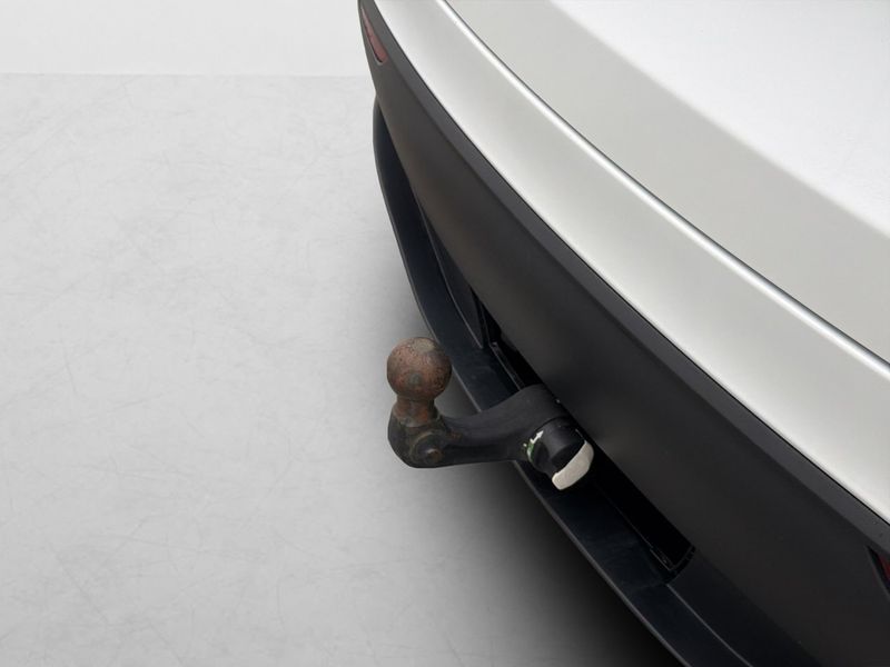 Tesla Model Y bild 9