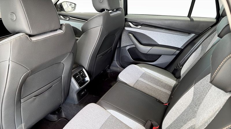Skoda Octavia bild 8