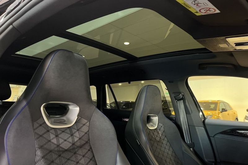 Volkswagen Passat bild 12
