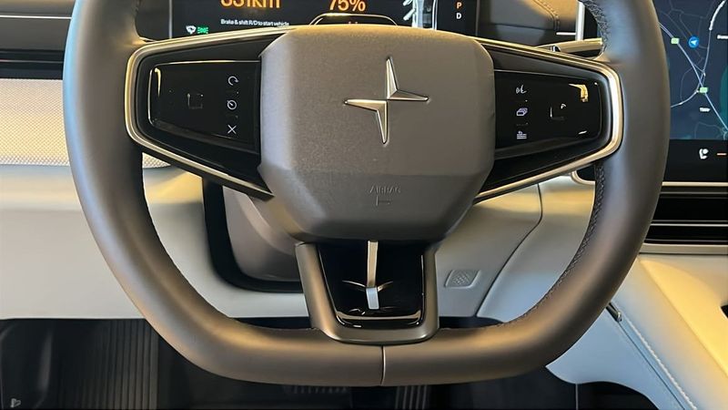 Polestar 4 bild 21