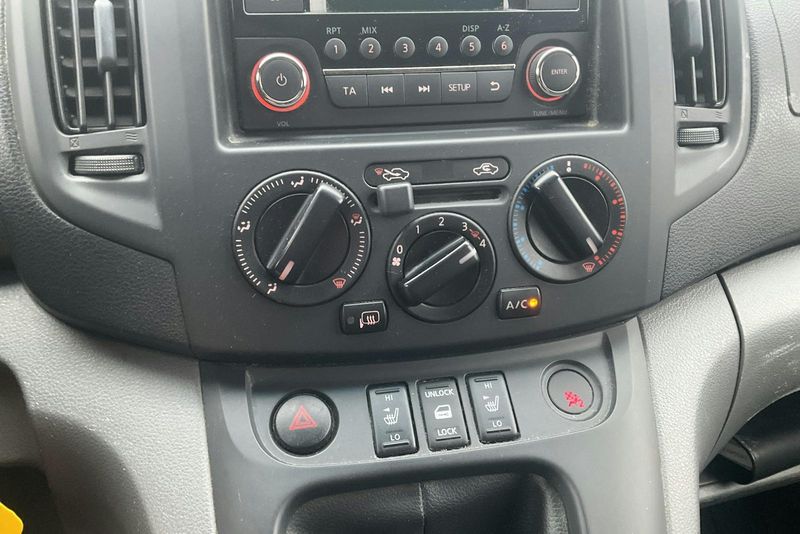 Nissan NV200 bild 11