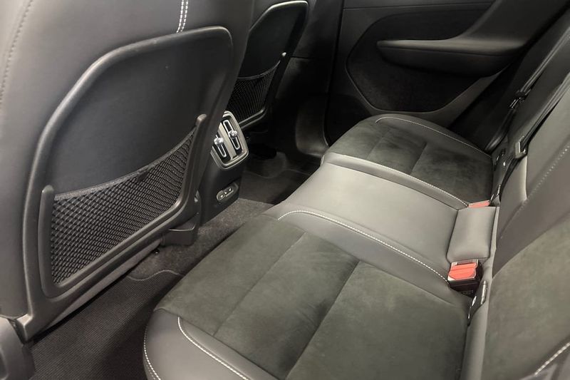 Volvo C40 Recharge bild 12
