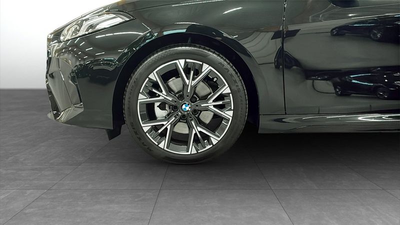 BMW 120 bild 9