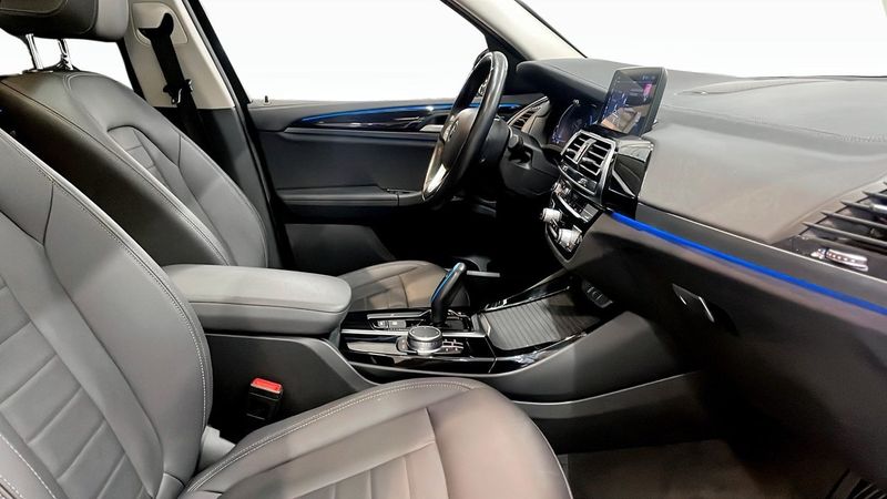 BMW iX3 bild 3