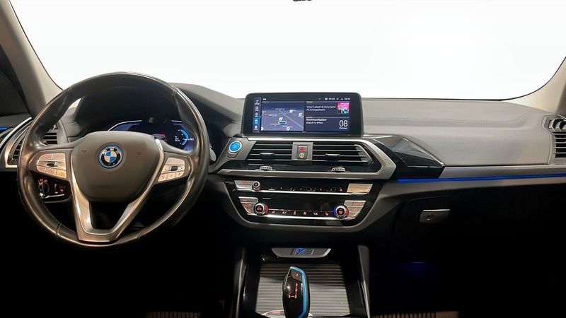 BMW iX3 bild 4