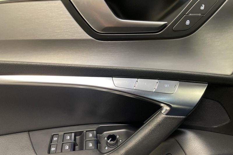 Audi A6 bild 26