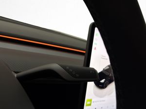 Tesla Model Y bild 31