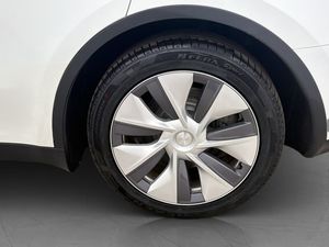 Tesla Model Y bild 35