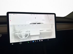 Tesla Model Y bild 20