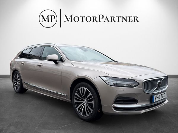 Volvo V90 Recharge T6 AWD Core Kamera Drag Google 97.2% SoH - 2023