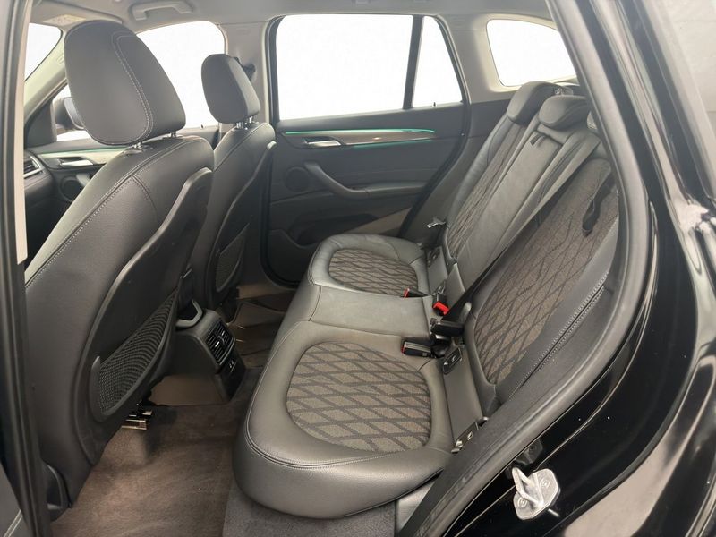 BMW X1 bild 26