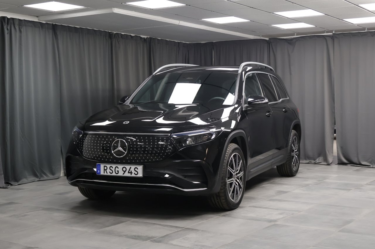 Mercedes EQB250+