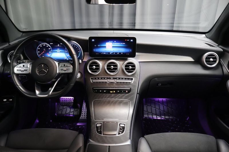 Mercedes GLC300 bild 14