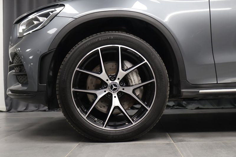 Mercedes GLC300 bild 5