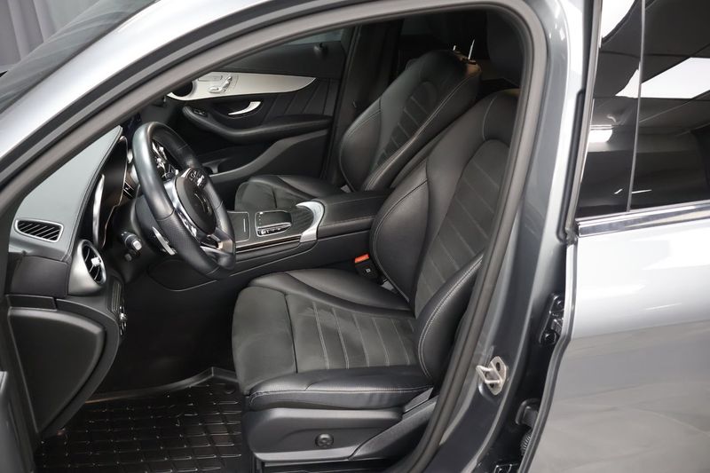 Mercedes GLC300 bild 10