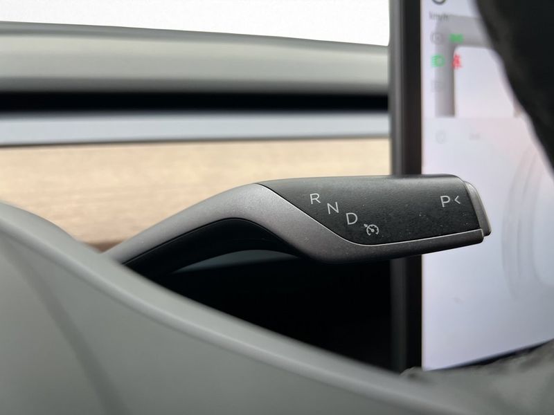 Tesla Model 3 bild 20
