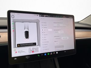 Tesla Model 3 bild 26