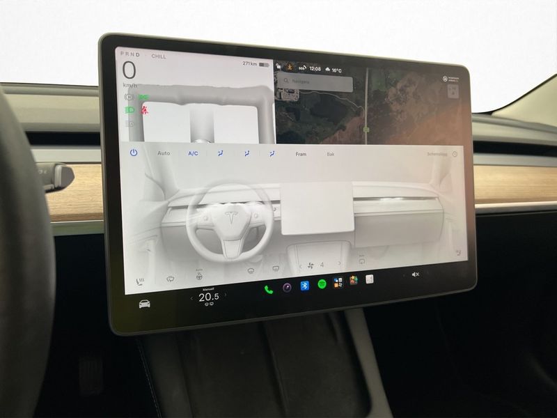 Tesla Model 3 bild 25