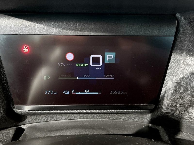 Citroen e-C4 bild 8