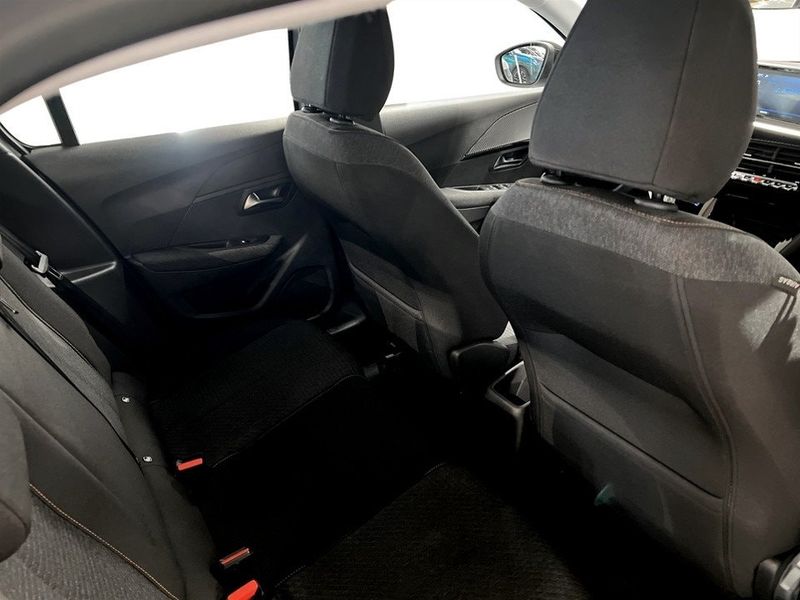 Peugeot 208 bild 8