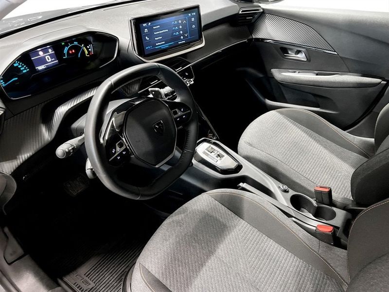 Peugeot 208 bild 6