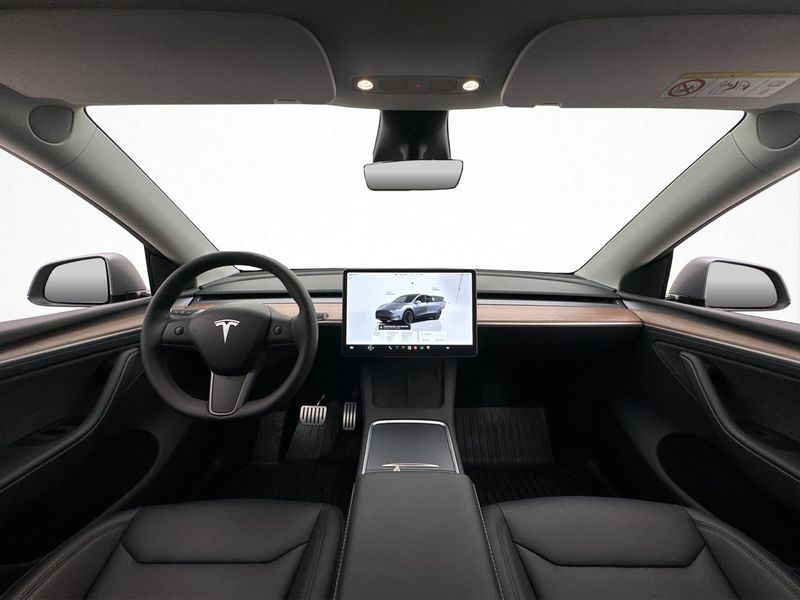 Tesla Model Y bild 18