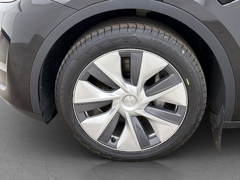 Tesla Model Y bild 30