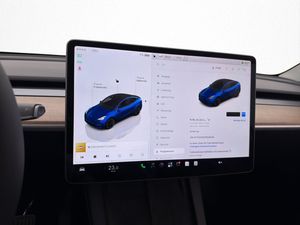 Tesla Model Y bild 25