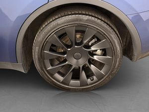 Tesla Model Y bild 35