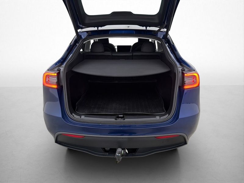Tesla Model Y bild 30