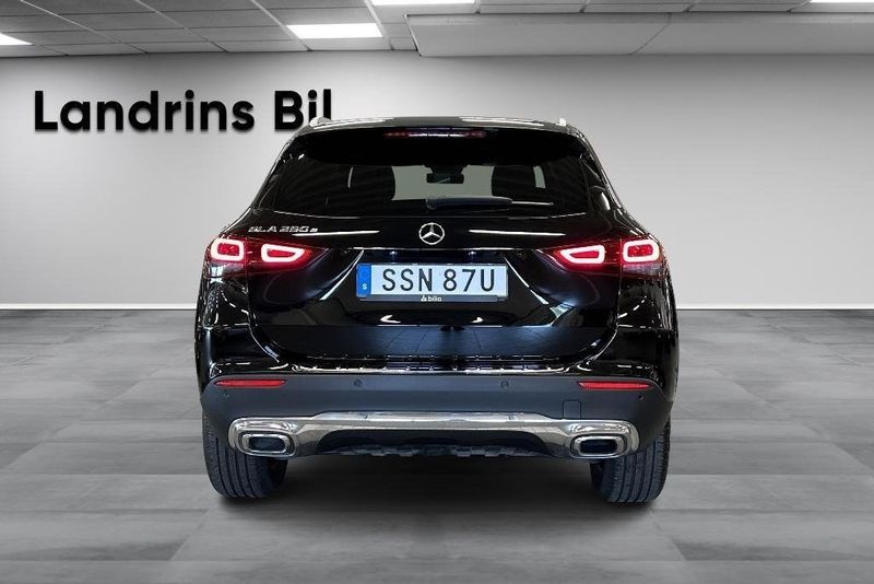 Mercedes GLA250 bild 5