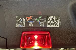 Mercedes GLA250 bild 16