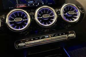 Mercedes GLA250 bild 13